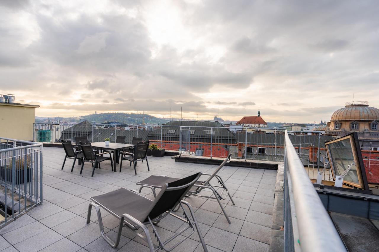 Ea Aparthotel Melantrich Prag Exteriör bild