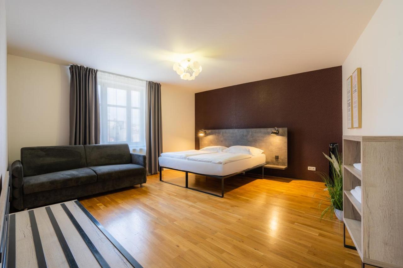 Ea Aparthotel Melantrich Prag Exteriör bild