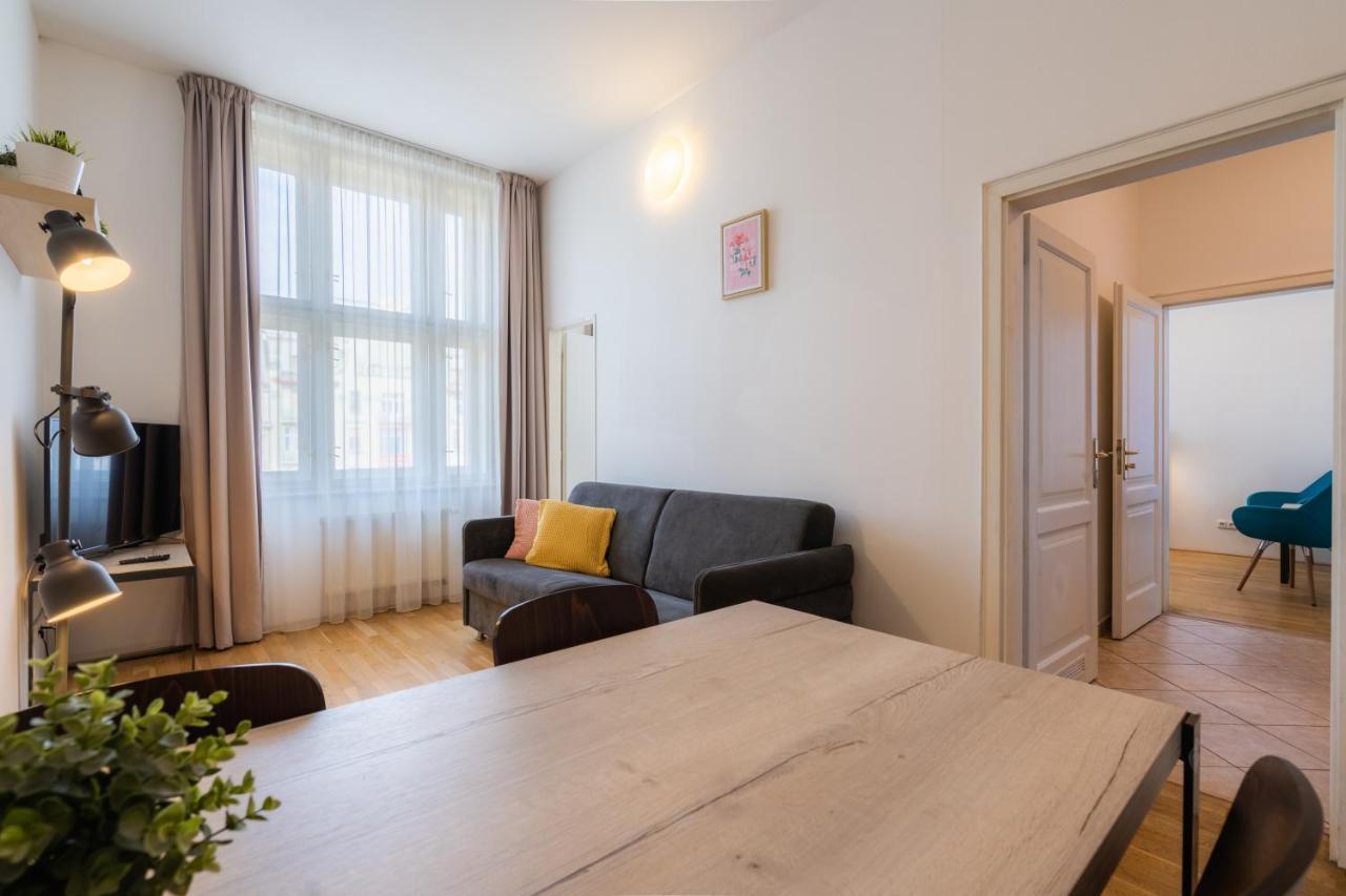 Ea Aparthotel Melantrich Prag Exteriör bild