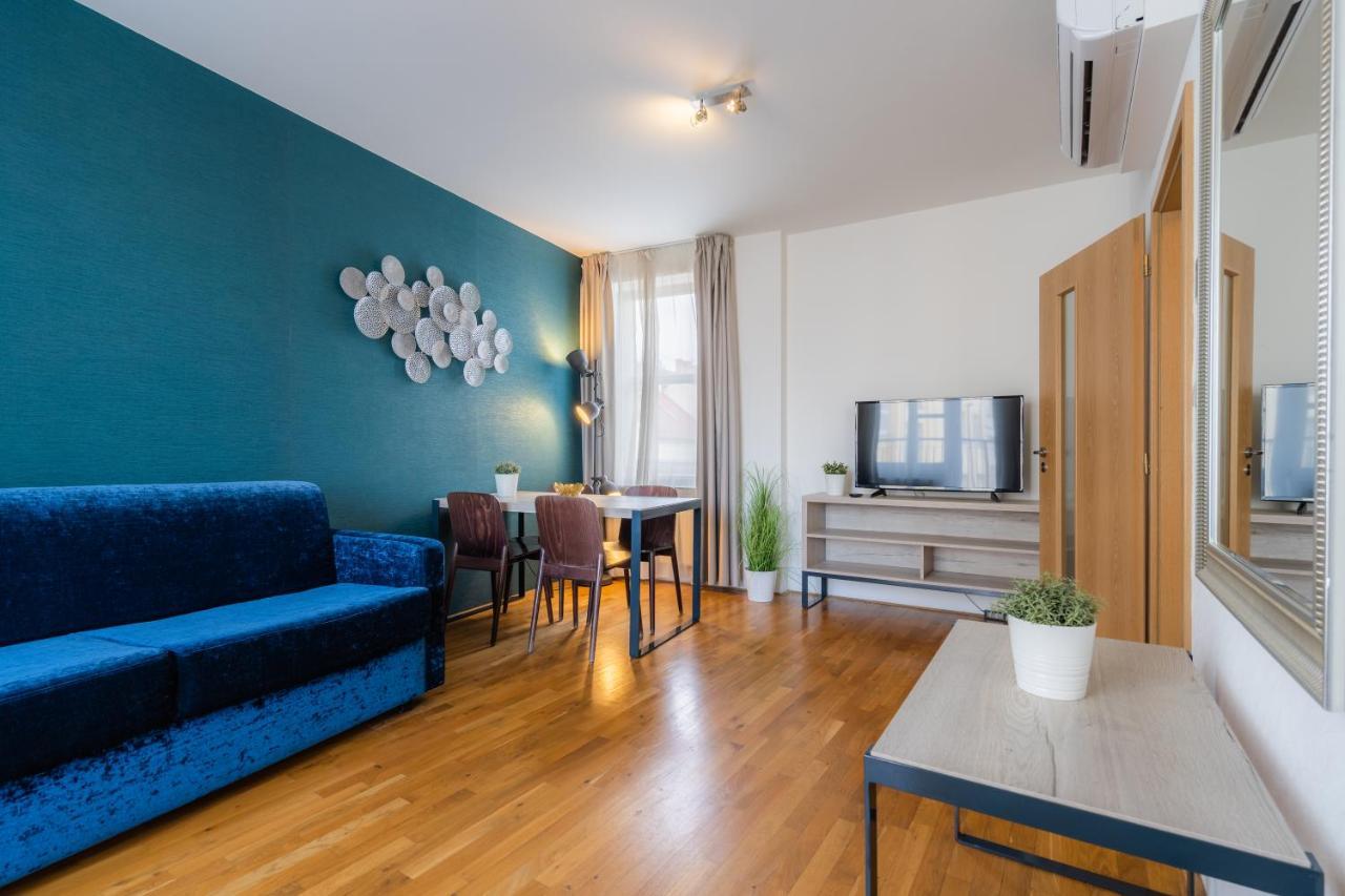 Ea Aparthotel Melantrich Prag Exteriör bild